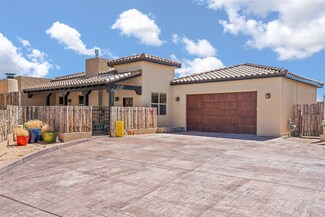 3 Cabrero Ct, Santa Fe, NM 87508