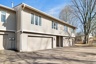 6356 Red Fox Ln, Edina, MN 55436
