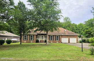117 Creekview Rd, New Bern, NC 28562