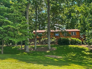 2975 N 4th St, Wytheville, VA 24382