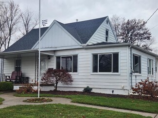 1181 Craig Rd, Maumee, OH 43537