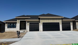 5516 N 213th Ave, Elkhorn, NE 68022
