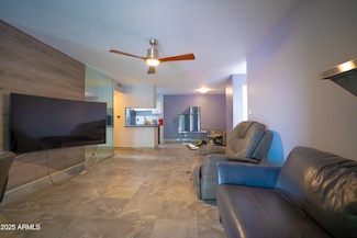 5525 E Thomas Rd Unit F21, Phoenix, AZ 85018