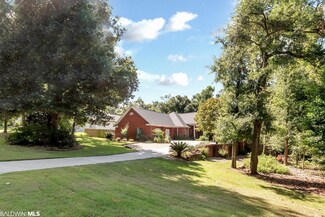 688 Deer Ave, Daphne, AL 36526