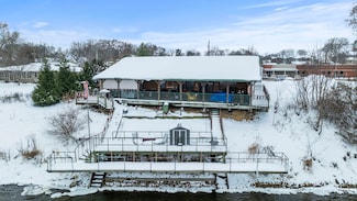 207 S 1st St, Oregon, IL 61061