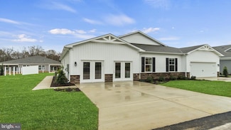 17 Florence Sarah Ln, Lexington, VA 24450