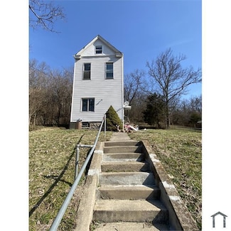2196 Champlain St, Cincinnati, OH 45214