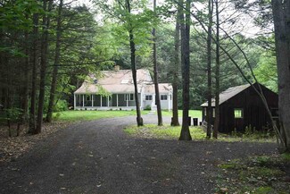 6 Deer Run Cir, Kingston, NH 03848