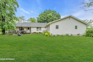 211 Long Swamp Rd, Plumsted, NJ 08533