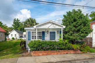 9 F St, Charleston, SC 29403