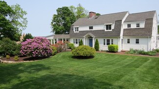176 Underwood St, Fall River, MA 02720