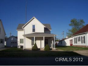 119 N Market St, Royal Center, IN 46978