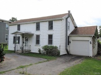 8851 S Seneca St, Weedsport, NY 13166