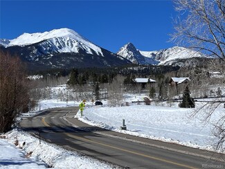 101 Blue Grouse Ln Unit 221, Silverthorne, CO 80498