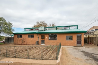 910 W La Osa St, Oracle, AZ 85623