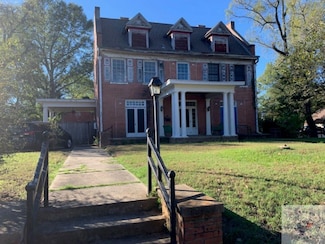 1923 Beech St, Texarkana, AR 71854