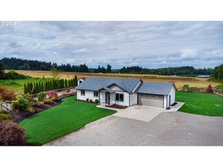 12080 S Dart Rd, Molalla, OR 97038