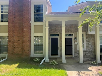 56202 Chesapeake Trail, Shelby Township, MI 48316
