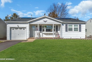 60 Carlisle Rd, Toms River, NJ 08757