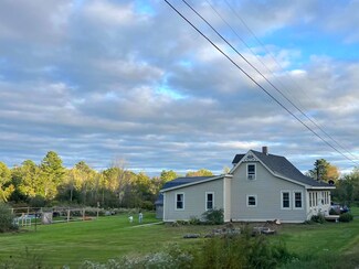 125 Sawyer Rd, Hampden, ME 04444
