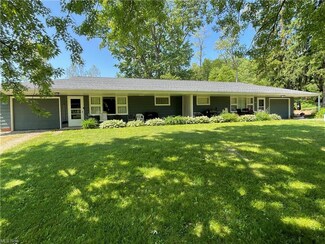 12823 Easton St NE, Alliance, OH 44601