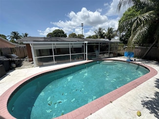 6211 SW 9th Place, North Lauderdale, FL 33068
