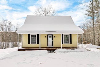 71 Hunkins Pond Rd, Sanbornton, NH 03269