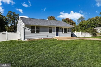 5000 Laburch Ln, Annandale, VA 22003