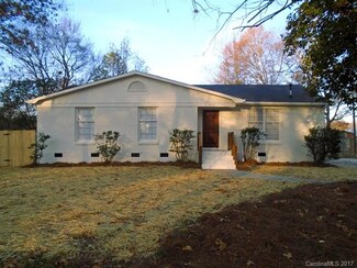 2716 Johnny Reb Ln, Charlotte, NC 28273