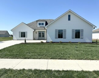 2305 N Traveller Dr, Columbia, MO 65202