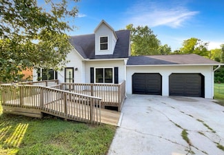 6524 Bay Circle Dr, Knoxville, TN 37918