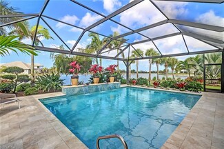 6487 Warwick Ave, Naples, FL 34113