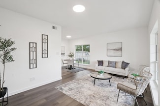 707 Mason St, Leander, TX 78641