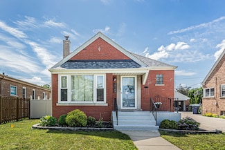 10140 S Spaulding Ave, Evergreen Park, IL 60805