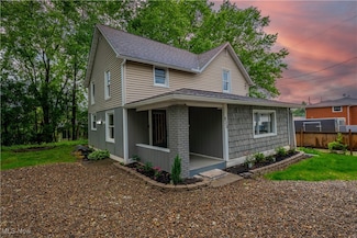635 Fair Oaks Ave NW, North Canton, OH 44720