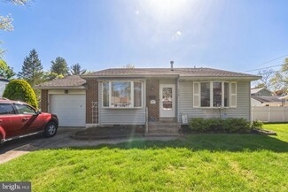 512 Greenwood Ave, Maple Shade, NJ 08052