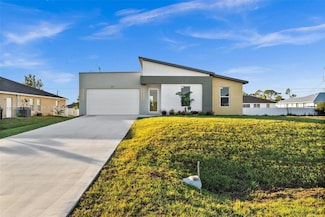 2814 NW 5th Terrace, Cape Coral, FL 33993