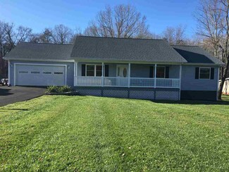 1083 Patton Farm Rd, Stuarts Draft, VA 24477