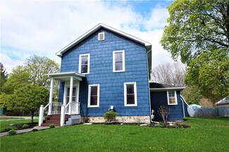 40 South St, Le Roy, NY 14482