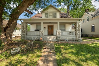 817 W Walnut St, Springfield, MO 65806