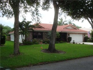 4311 NW 71st Dr, Coral Springs, FL 33065
