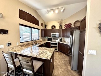 3215 E Poinsettia Dr, Phoenix, AZ 85028