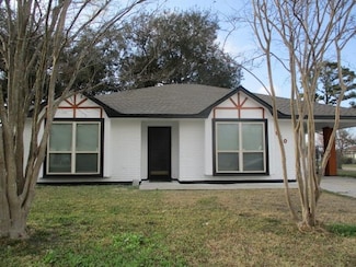 100 Odelia Cir, Houma, LA 70363