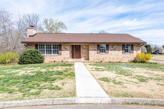 510 Lynn Cir, Maryville, TN 37803