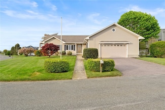 6 Windward Cir, Narragansett, RI 02882