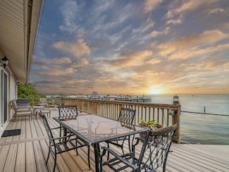 1716 Indian River Dr, Sebastian, FL 32958