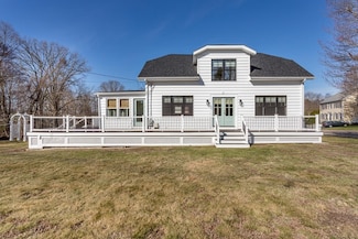 557 Pleasant St, Canton, MA 02021