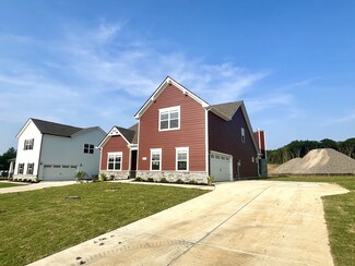 2630 Unitas Dr E, Murfreesboro, TN 37129