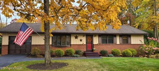 6 Hitching Post Rd, Mountain Top, PA 18707