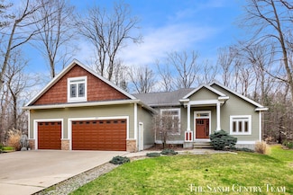 854 Bear Lake Rd, Muskegon, MI 49445